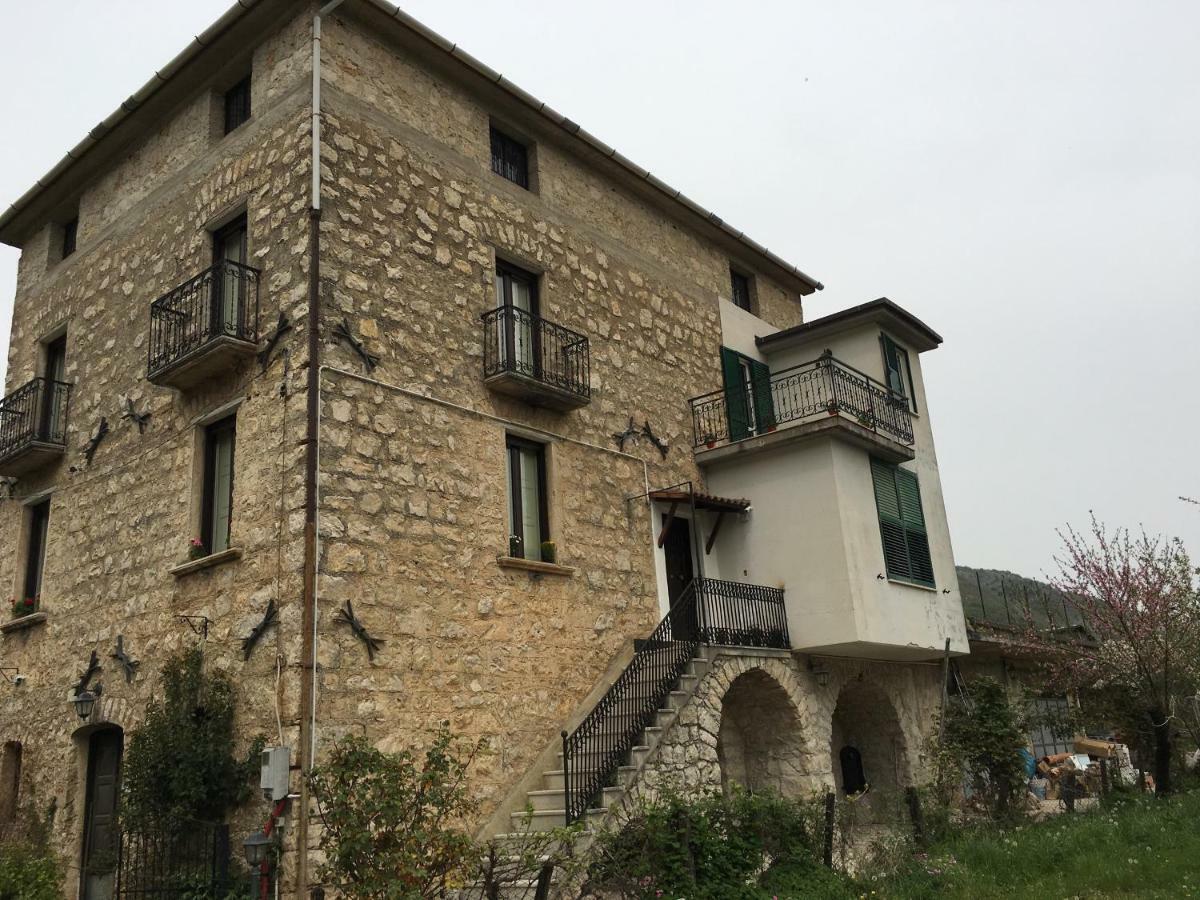 Aparthotel Casa Sarlo Petina Exterior foto
