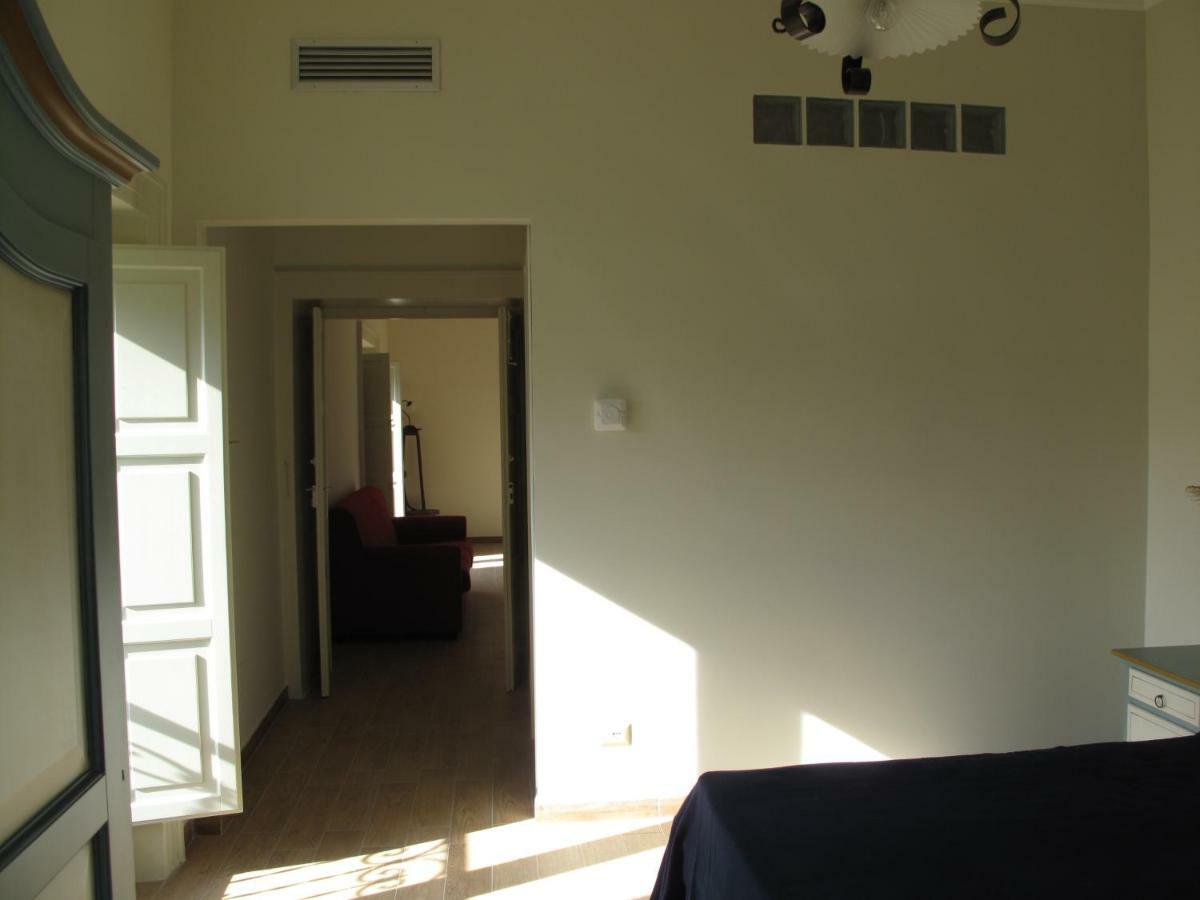 Aparthotel Casa Sarlo Petina Exterior foto