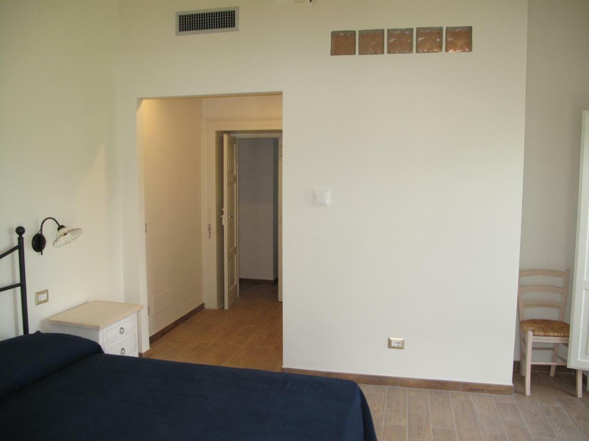 Aparthotel Casa Sarlo Petina Exterior foto
